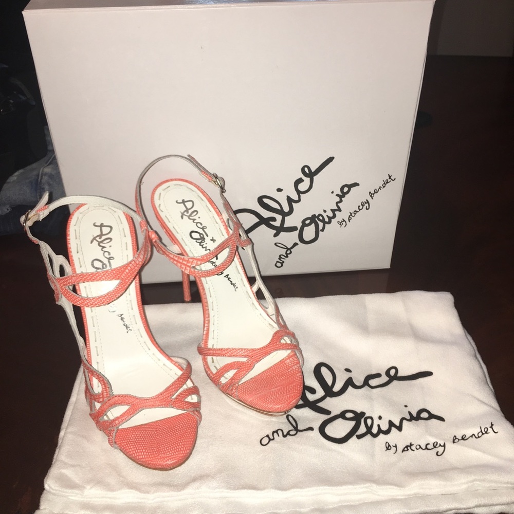 Lizard Embossed Leather Platform